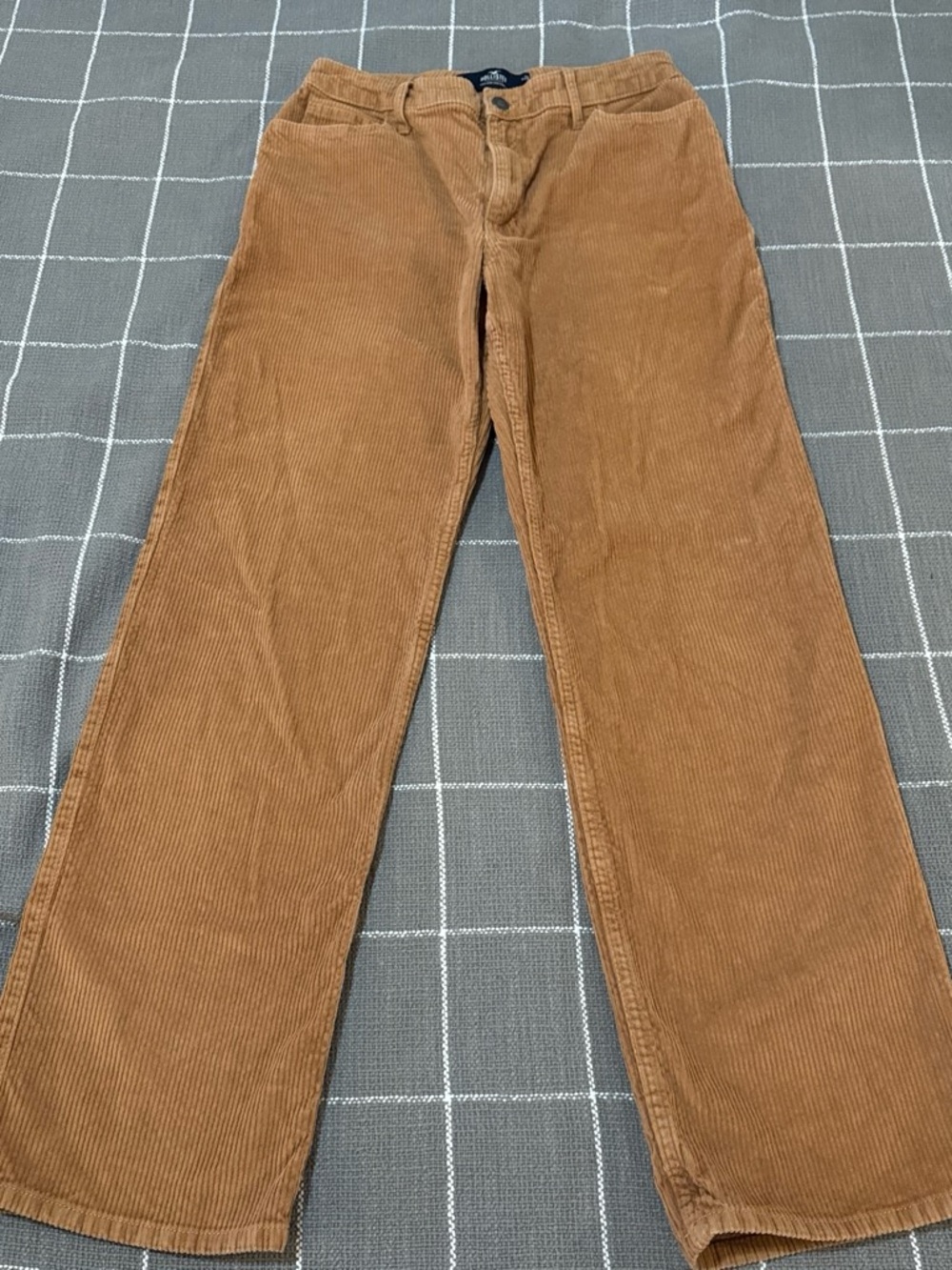 Hollister Wide-Leg Corduroy Pants in Caramel Brown